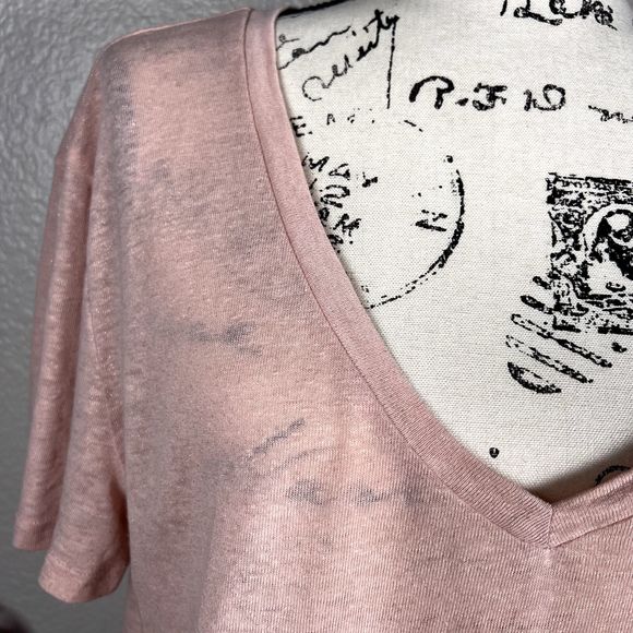 Gap Sz M Tall Linen Tee Short Sleeve T-Shirt Semi-Sheer Chalk Pink Sparkle - Picture 3 of 10